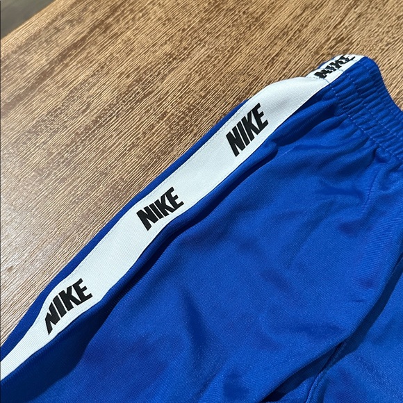 Nike Boys Track Suit 2pc NWT 18 months - Picture 8 of 8